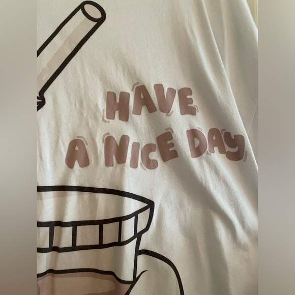 Cakeworthy Mickey Iced Coffee Drop Sleeve T-Shirt  (L) - Picture 2 of 4